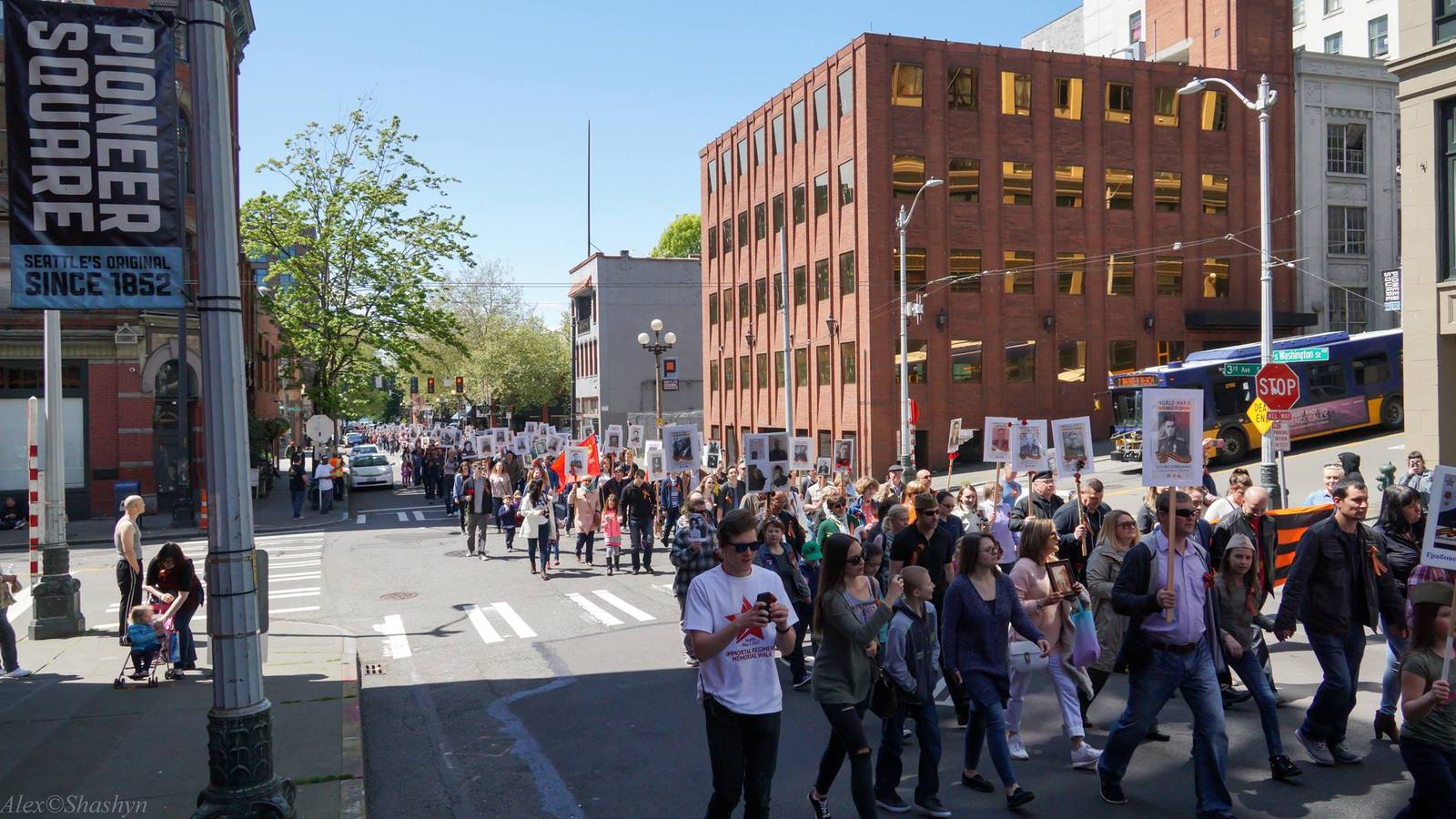 The Immortal Regiment marches through Seattle. - Immortal Regiment, USA, Seattle, 2017, Video, Longpost, May 9, May 9 - Victory Day