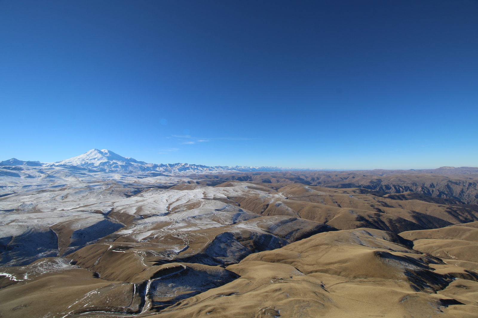 Вид на Эльбрус с плато Канжол отзыв