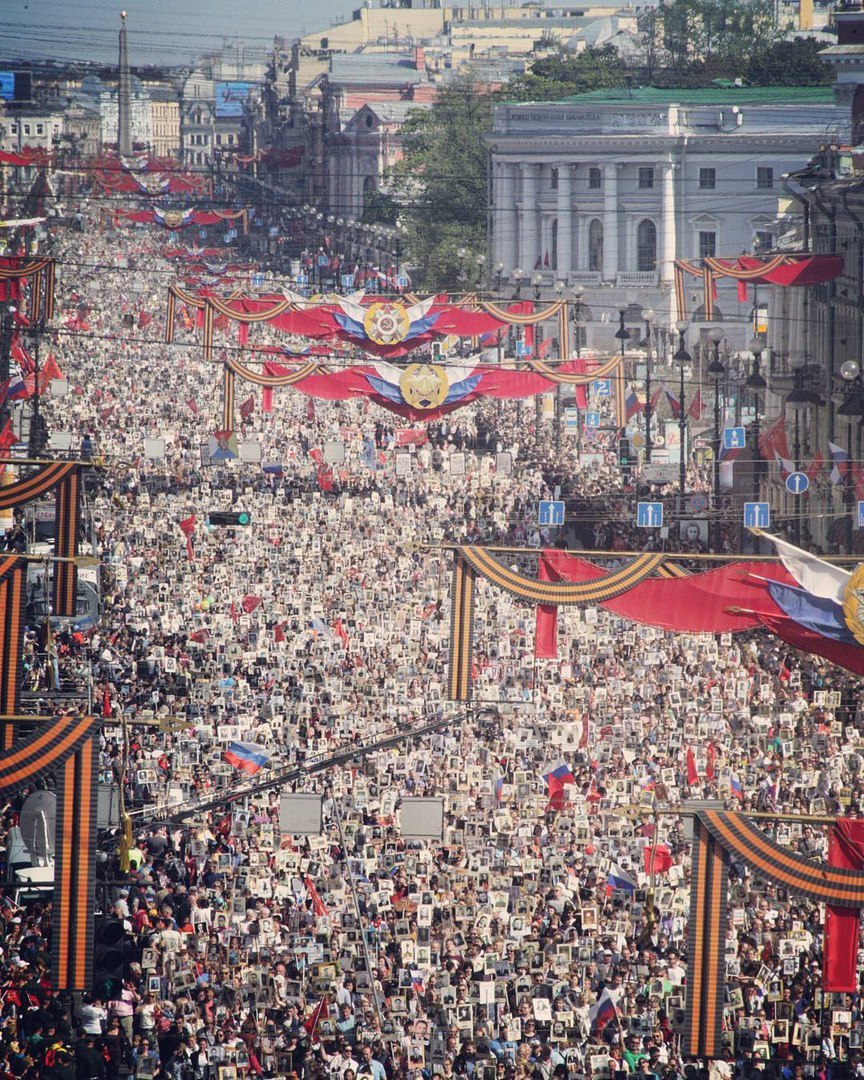 Immortal Regiment in St. Petersburg - Immortal Regiment, Saint Petersburg, In contact with, May 9, May 9 - Victory Day