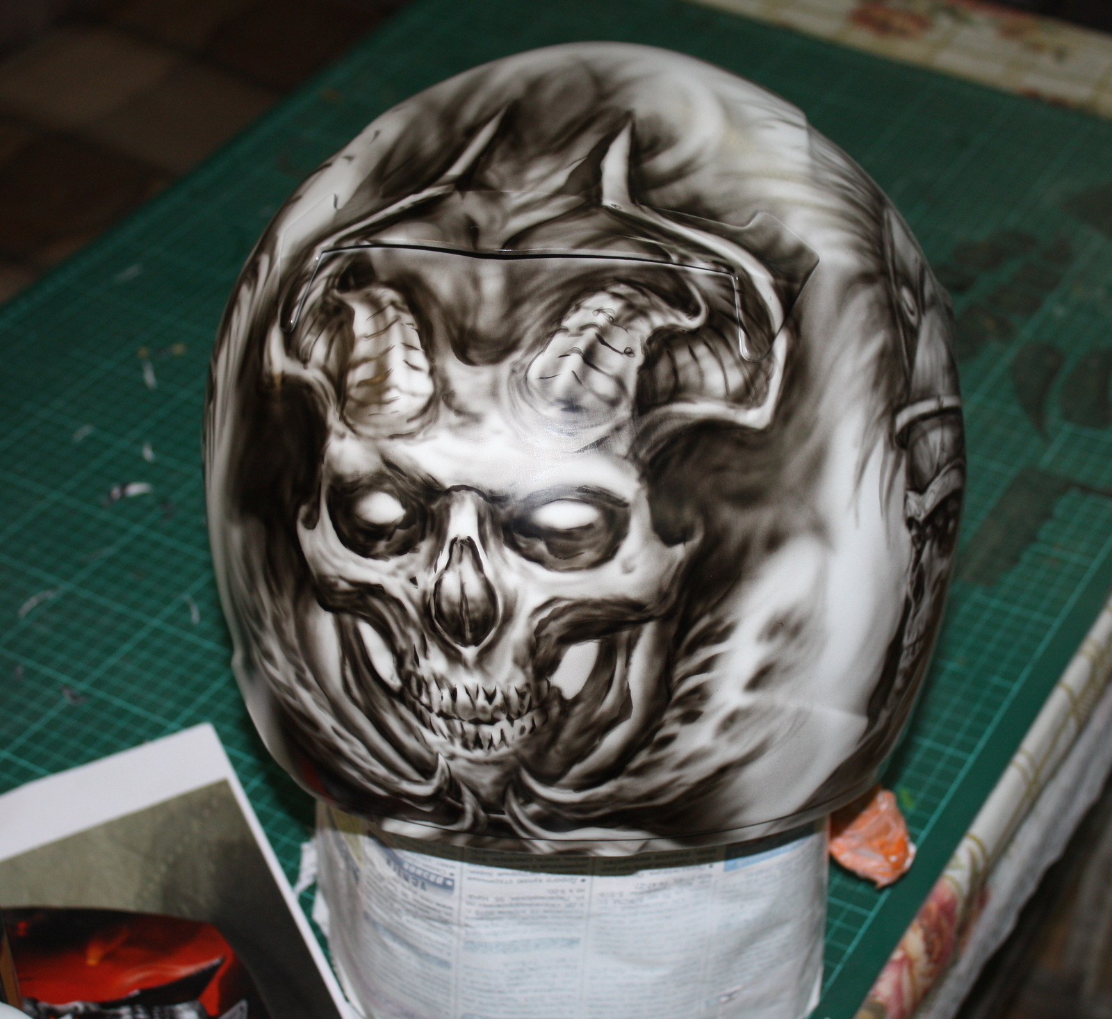 Airbrushing on a helmet Centurion (process) - My, Airbrushing, Airbrushing on the helmet, Moto, Airbrushing72, Tyumen, Tyumenaero, Tyumenaero, Longpost