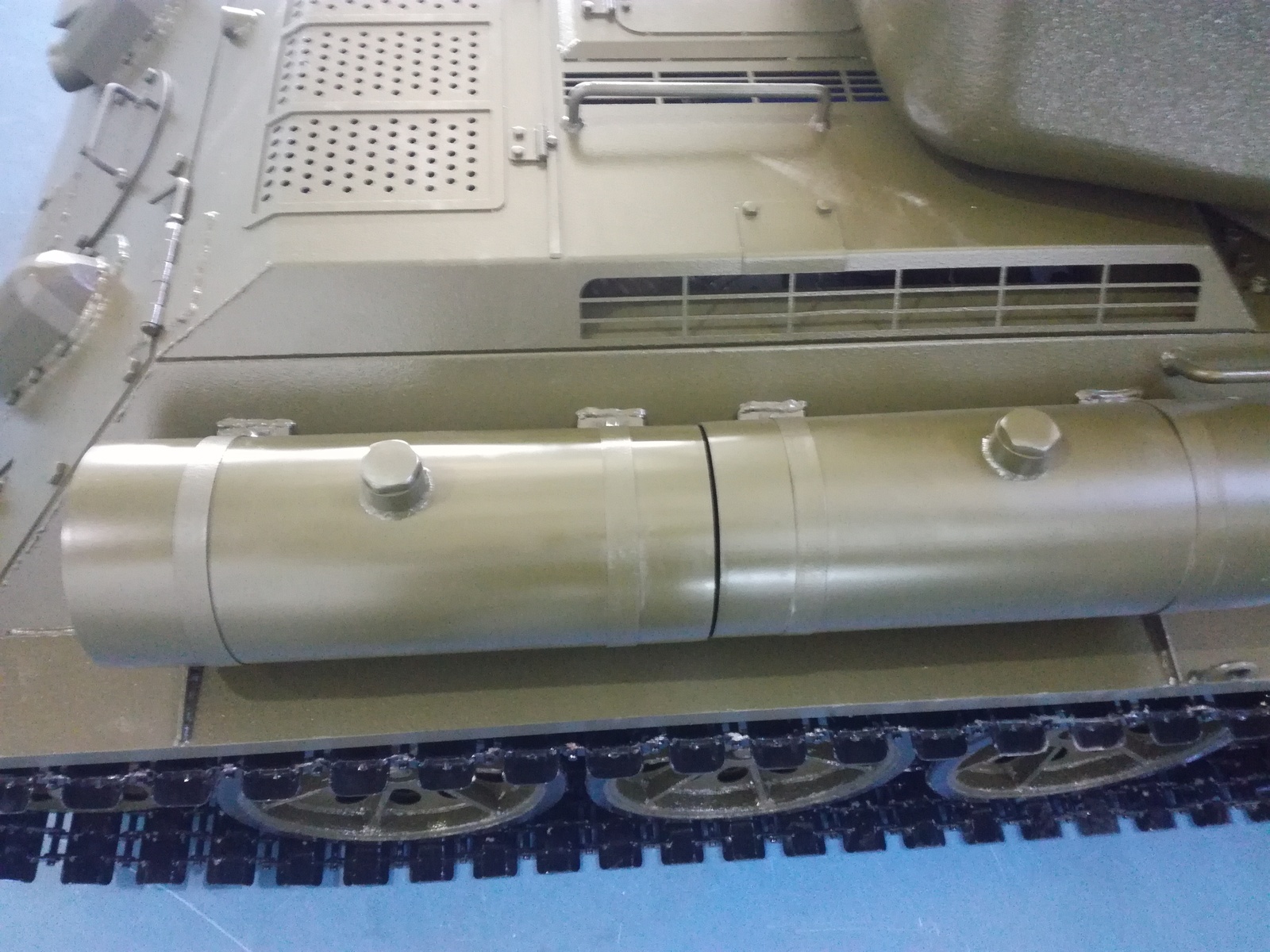 So we built .... Yeysk, T34-85 1: 2.4 - My, Tanks, Scale model, May 9, Longpost, cat, 