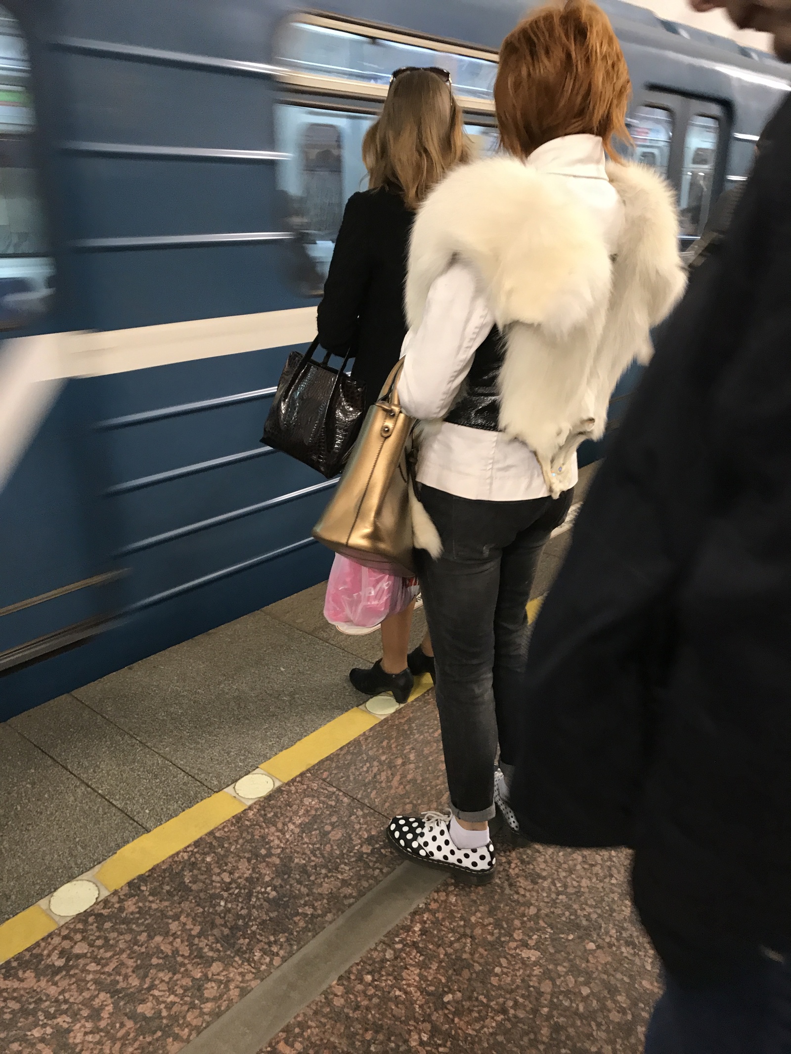 Explosion of fashion at Staraya Derevny station! - My, Saint Petersburg, Fashion, Metro, Longpost