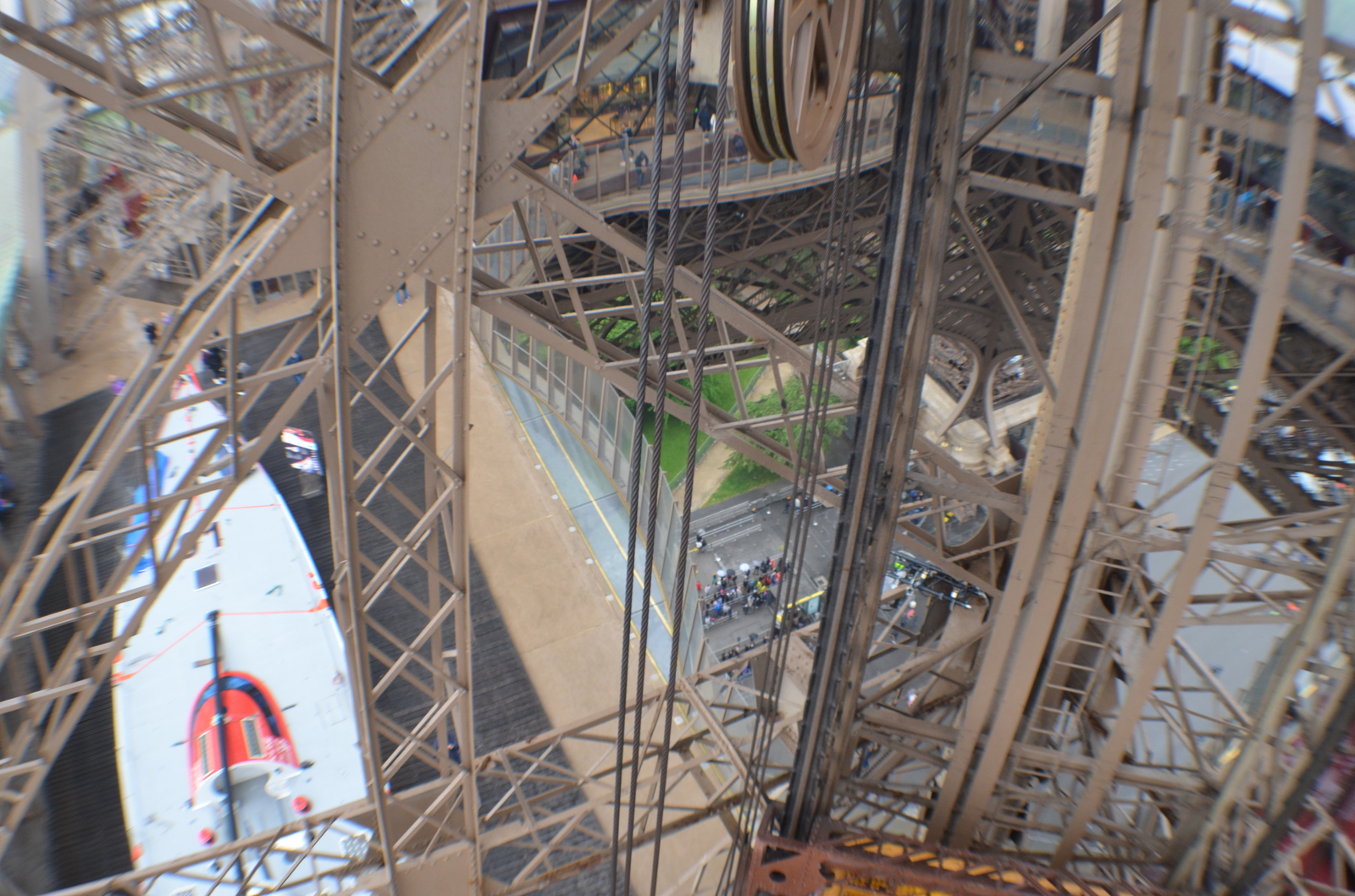 Lunch at a restaurant on the Eiffel Tower. - My, Paris, France, Travels, Eiffel Tower, LUNCH, Report, My, Longpost