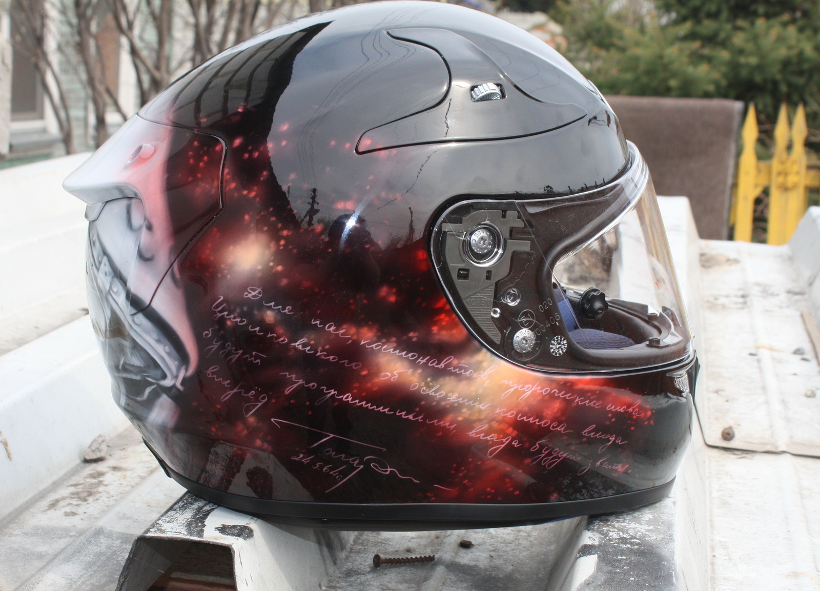 Airbrushing on HJC motorcycle helmet. - My, Airbrushing, Airbrushing on the helmet, Yuri Gagarin, Airbrushing72, Tyumen, Tyumenaero, Tyumenaero, Longpost