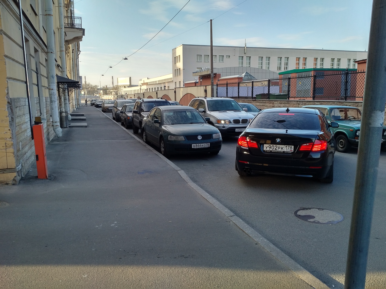 А в Питере жара... - Моё, Санкт-Петербург, Оставление места ДТП, ДТП, Наркоманы, BMW, Длиннопост