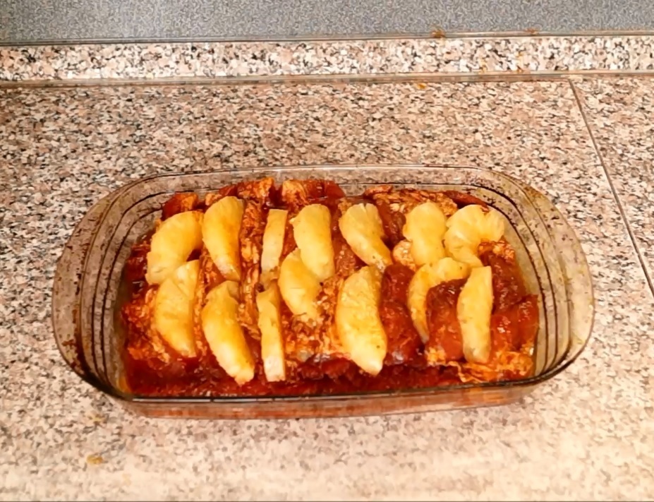 Pork baked in pineapple. Classic! - My, Food, Recipe, Cooking, Meat, Cook at home, Spices, Video recipe, Video, Longpost