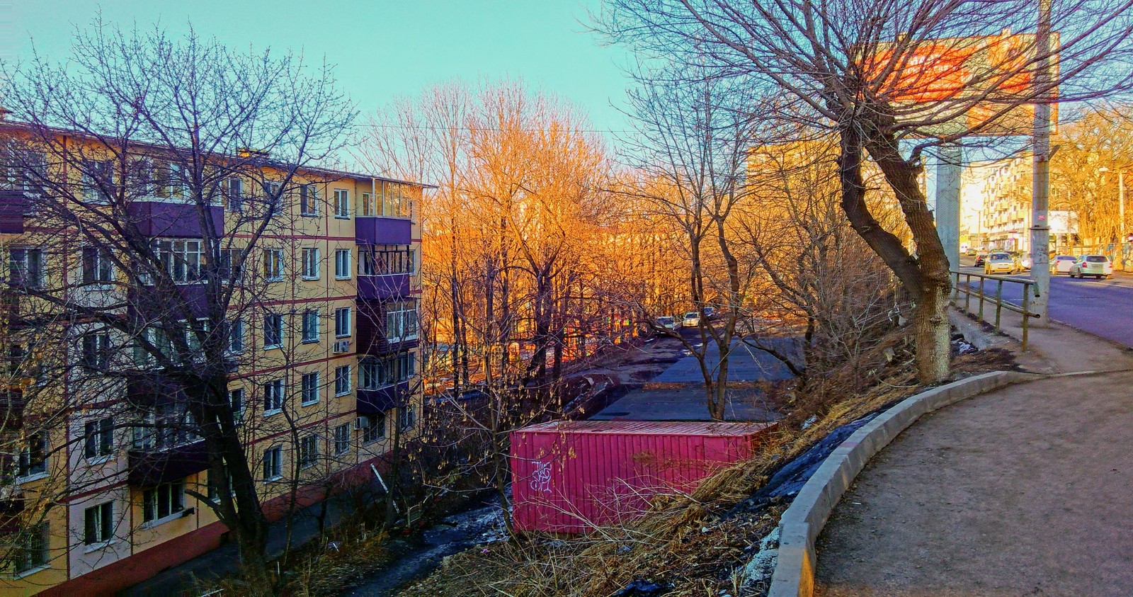 Владивосток после поезда из Москвы. Часть 3. Не всё так печально? - Моё, Путешествие по России, Длиннопост, Владивосток, Прогулка по городу, Бомбануло