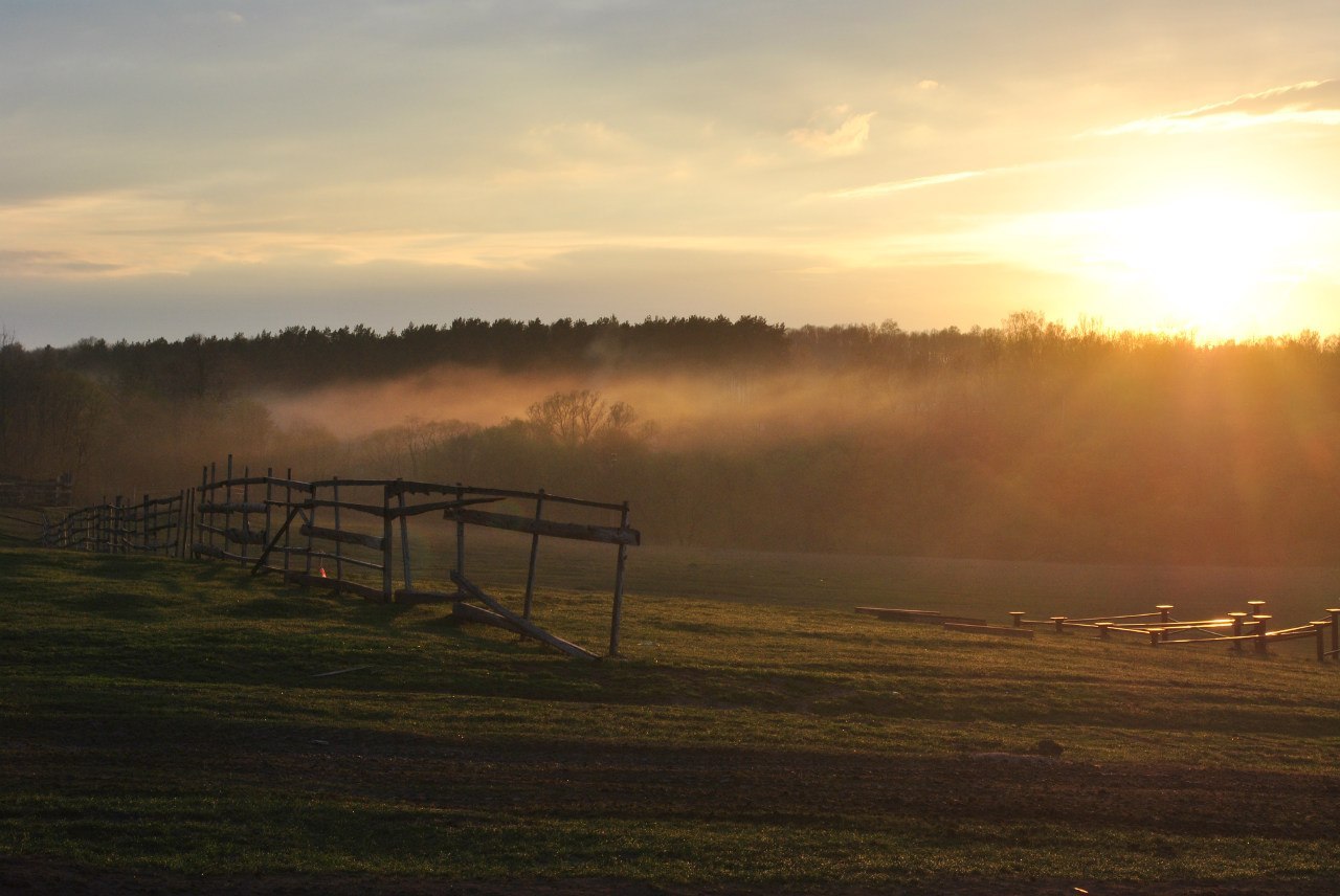 Sunset in the village of Papino (Zhukovsky district, Kaluga region, Russia) - My, Battle of sunsets, Sunset, Longpost