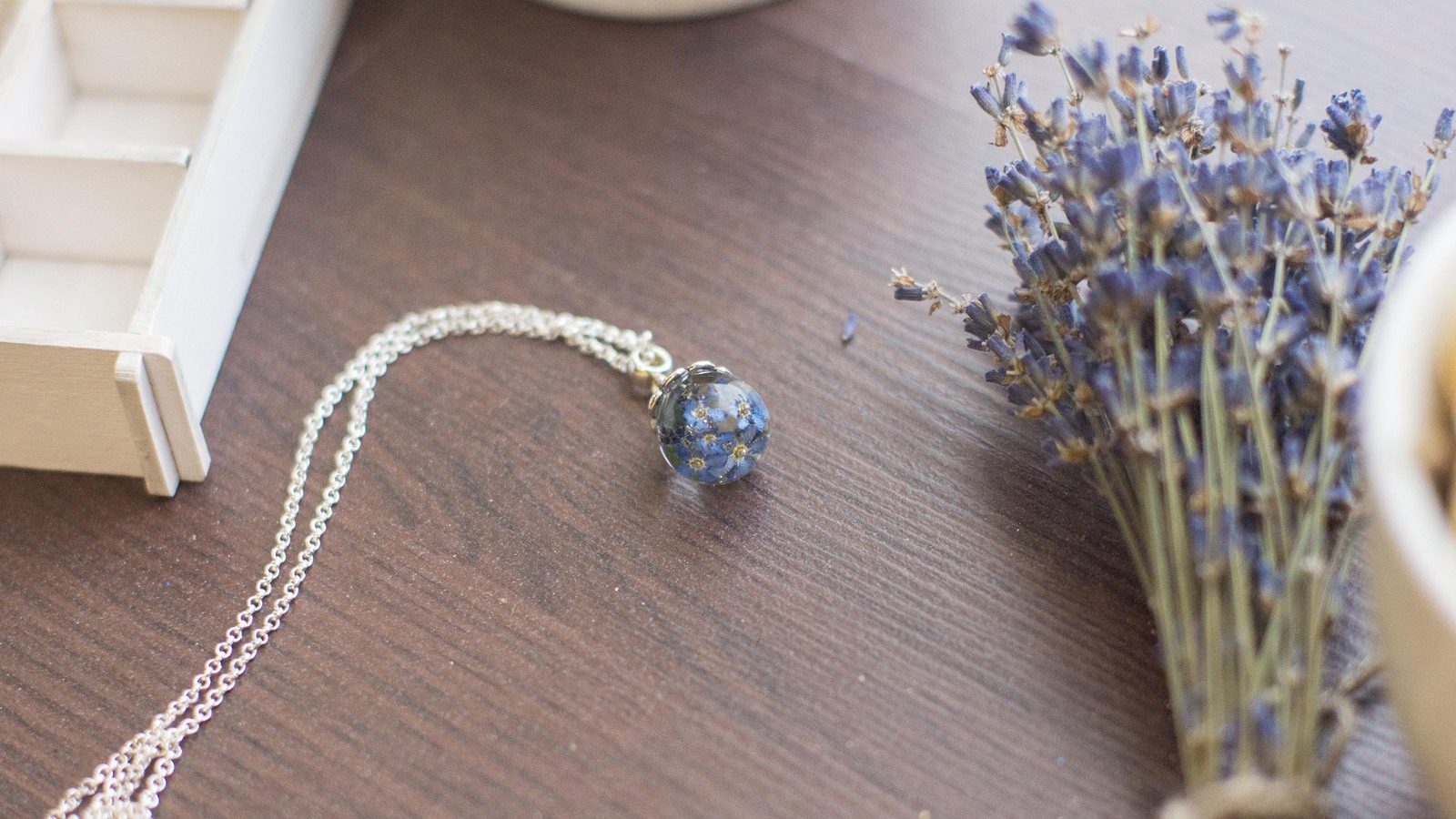 Forget-me-not time has come) - My, Needlework without process, Epoxy resin, Forget-me-nots, Earrings, Ring, A bracelet, Longpost