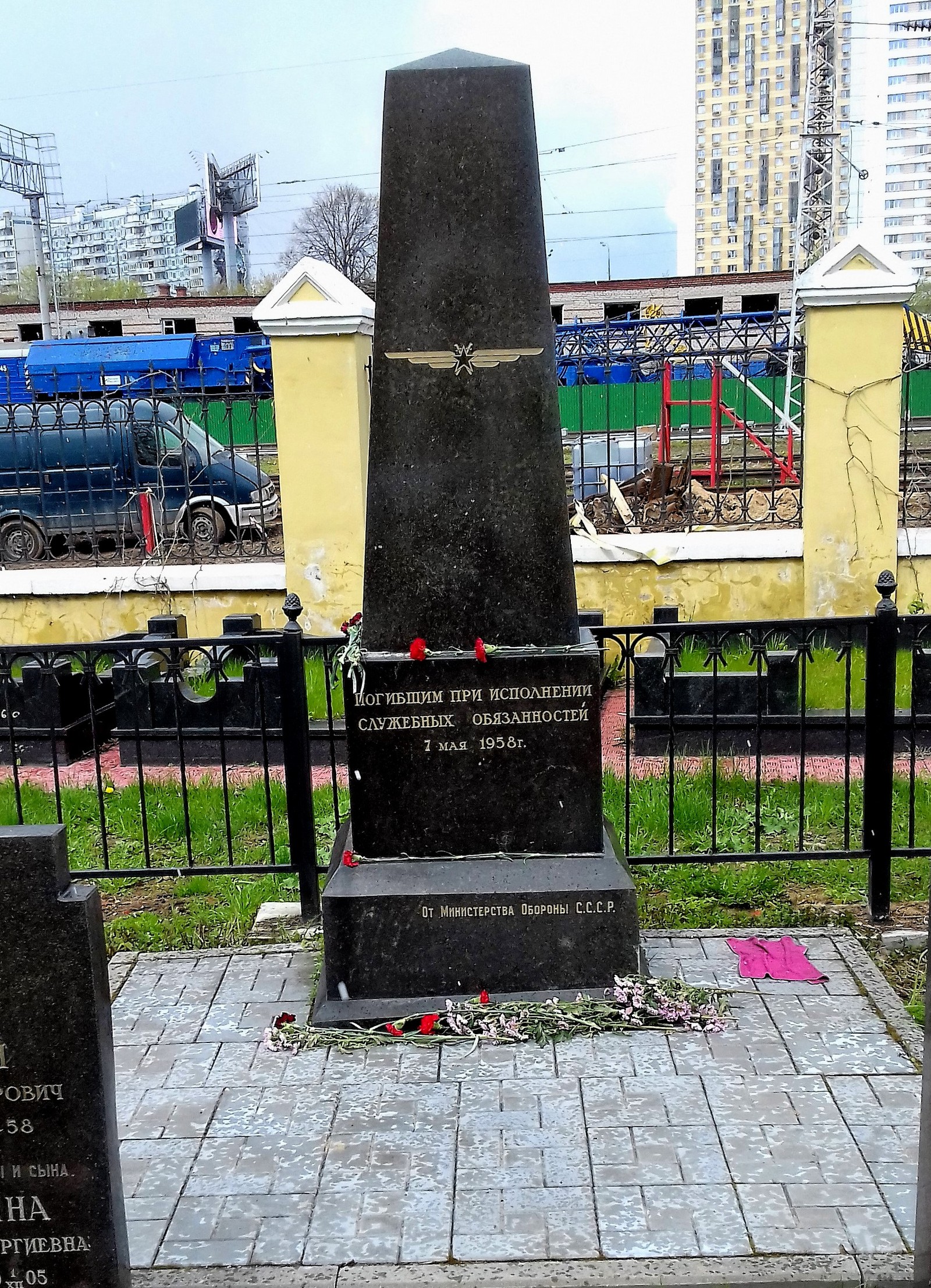 Cemetery Vagankovsky. Moscow. May 12, 2017. - My, Moscow, Cemetery Vagankovsky, May, Notes of a crazy woman, , Longpost