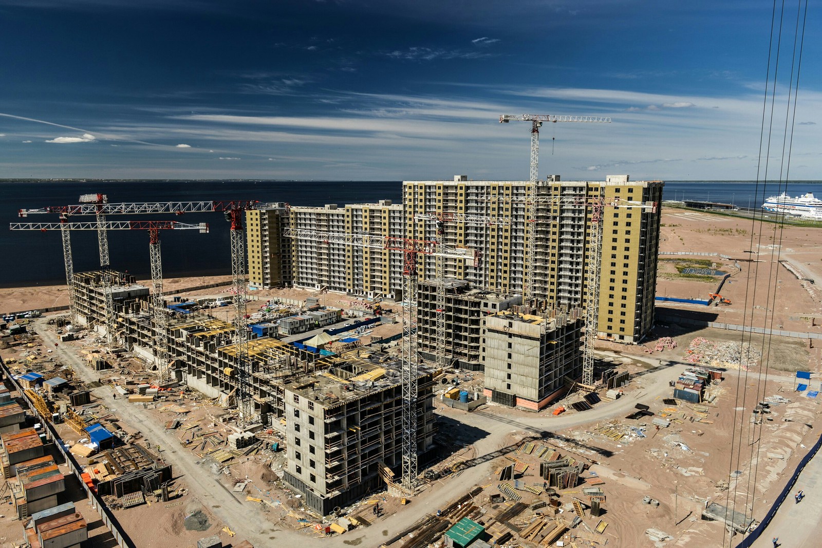 Construction on the alluvium of Vasilyevsky Island - New building, Roof, The Gulf of Finland, Longpost