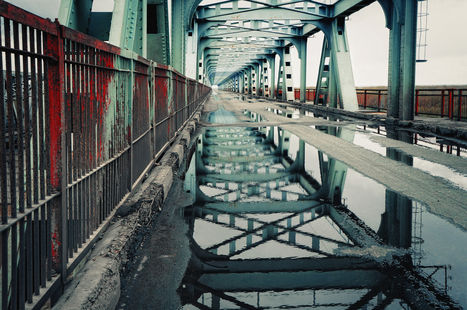 Old bridge across the Ob after the rain - My, Bridge, Puddle, Reflection, Barnaul, My, The photo, Longpost