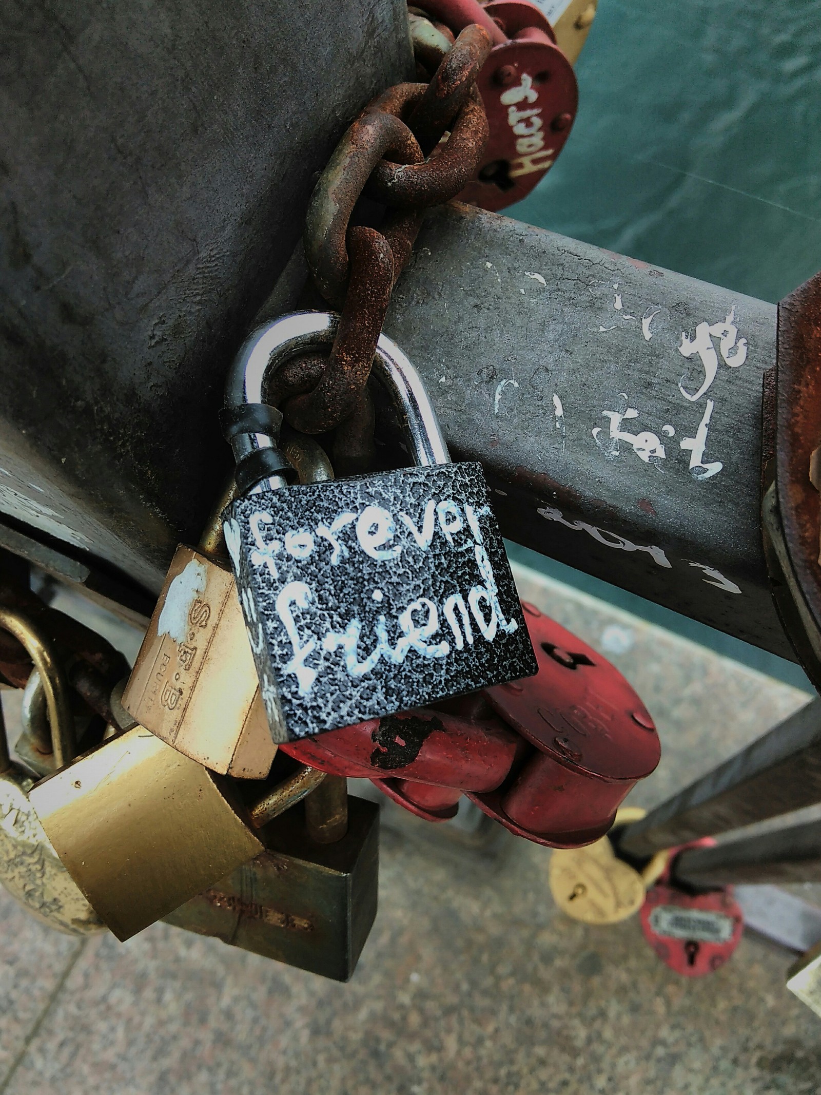 A new level of the friend zone on the lower embankment of the Angara. - Irkutsk, Love, friendship, Friendzone, Longpost