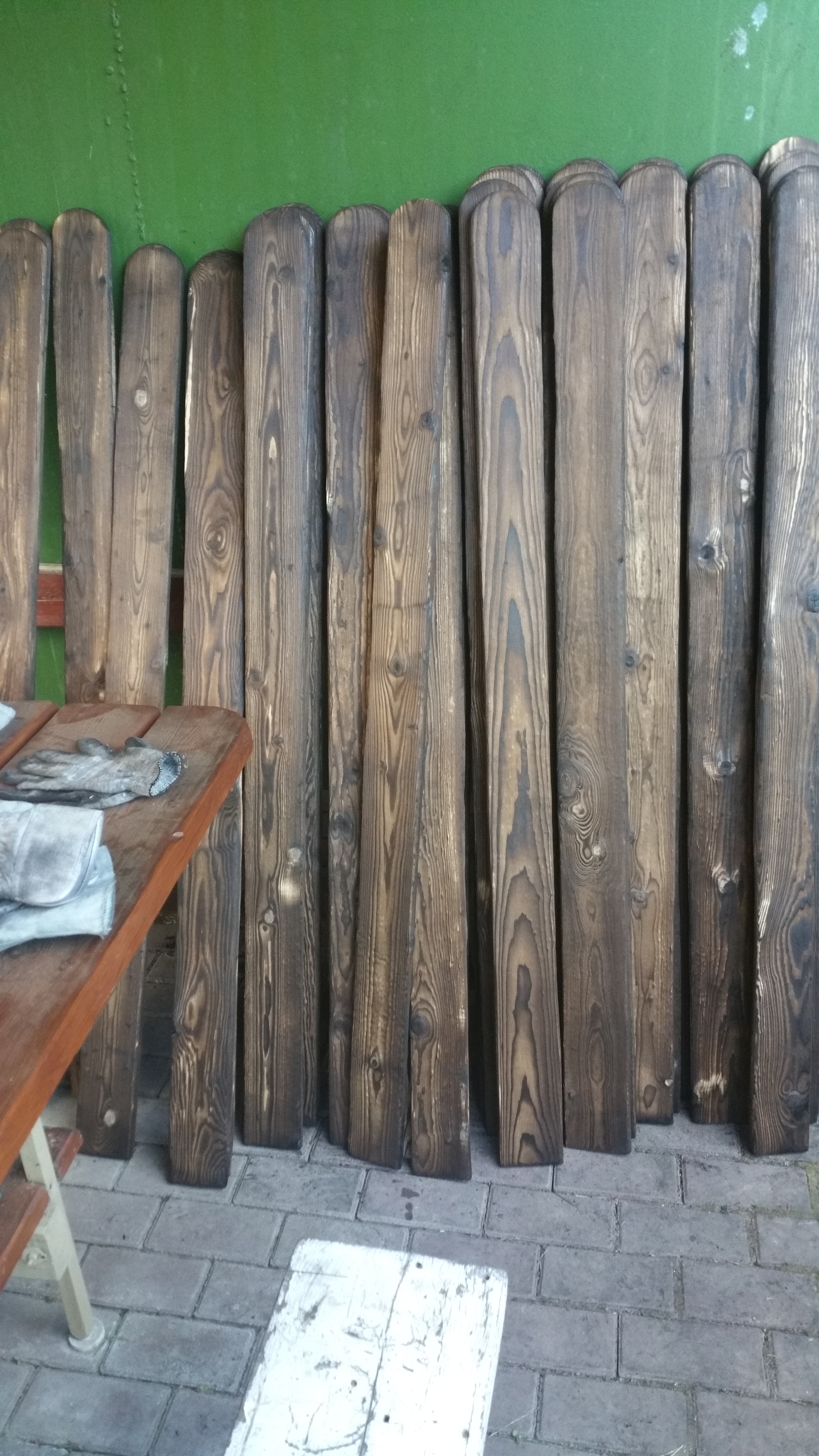 Как делать браширование древесины своими руками — советы по состариванию дерева