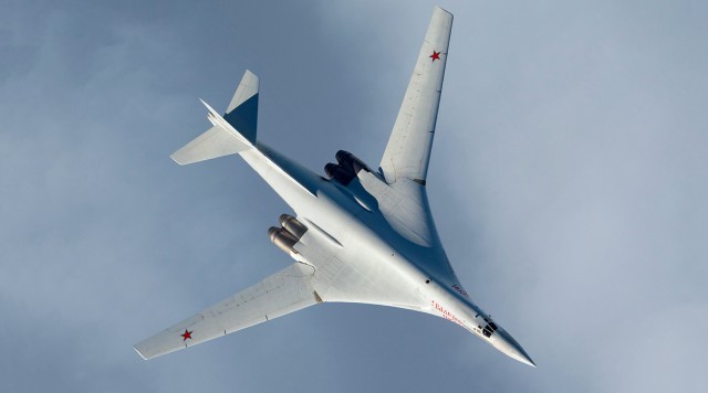 The genius of the sky: how the Russian Ministry of Defense revives the production of the legendary Tu-160 bomber. - Bomber, Tu-160, Aviation, Politics, Longpost