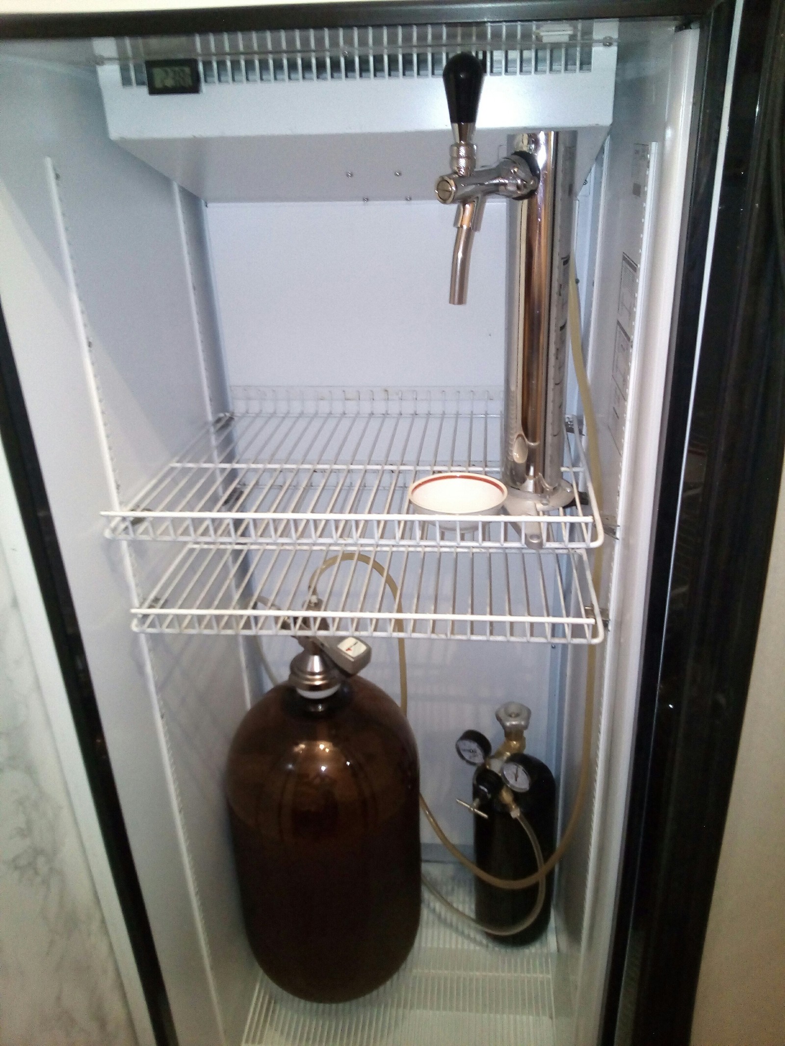 Как подобрать холодильную камеру для пива