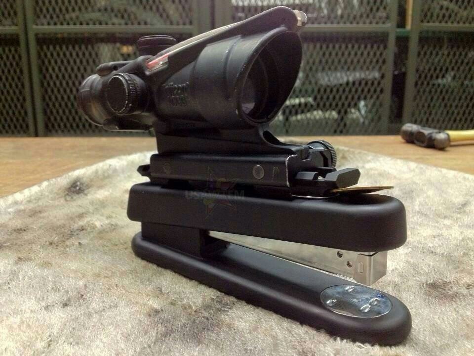 Hmmm - USA, Reddit, Stapler, Weapon