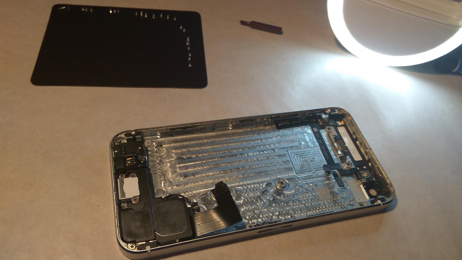 IPhone 5. The volume button does not work, as well as white dots with stripes on the screen. - My, iPhone, Repair of equipment, Longpost