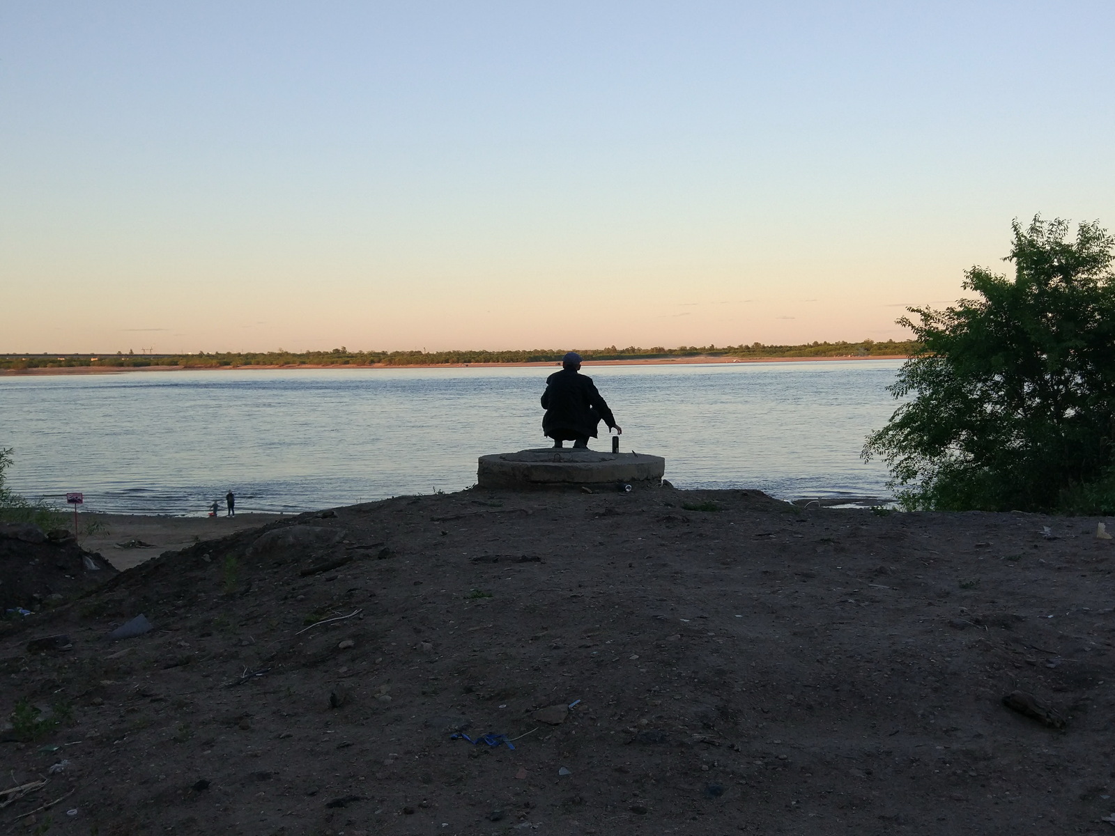 Этому городу нужен герой! - Моё, Герои, Пиво, Закат, Река, Канализационный люк