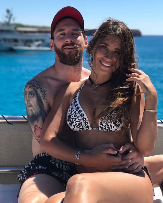 Bride of the football genius. Antonella Roccuzzo - The photo, Girls, Lionel Messi, Antonella Roccuzzo, Football, Text, Wedding, Longpost