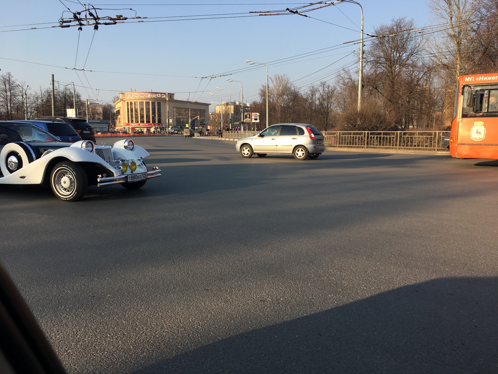 On the roads of Nizhny Novgorod... - My, Nizhny Novgorod, My, Road, Car, Retro, Mitsuoka Le-Seyde, Noticed, Japan