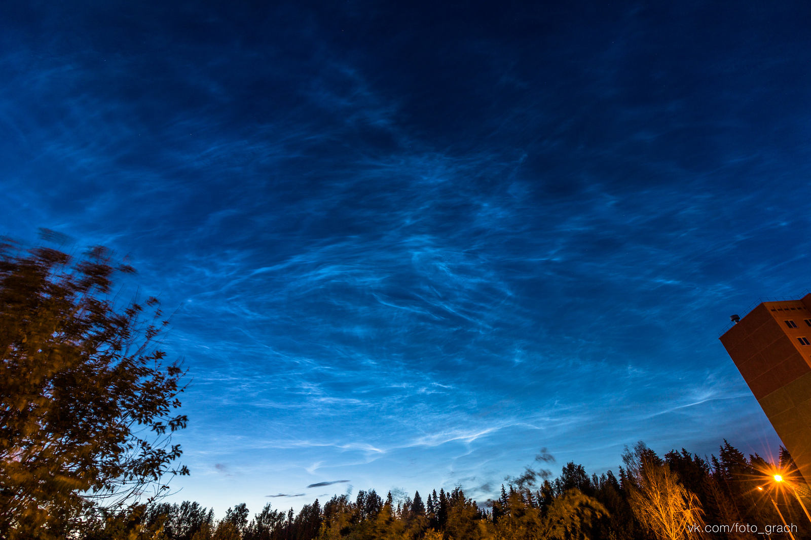 Noctilucent clouds over Izhevsk - My, Izhevsk, Udmurtia, Noctilucent clouds, The photo, Longpost