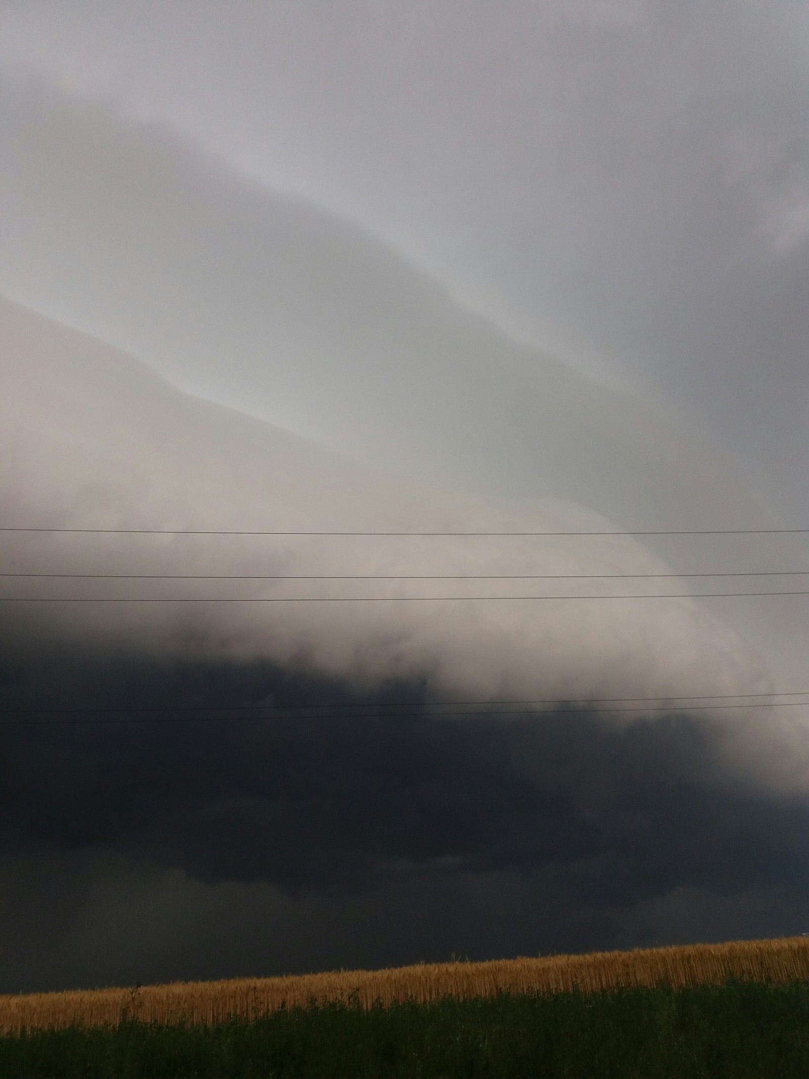 Looks like it's starting to rain... - My, Good weather, Clouds, Field, Rain, Hurricane, The photo, Longpost