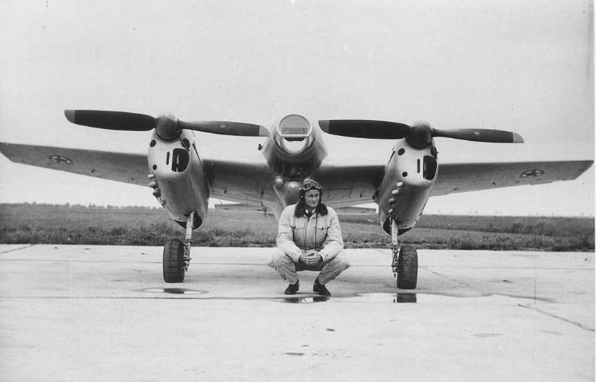 1951 год. Ikarus 451 - пикировщик с лежачим пилотом. - Икарус, Фотография, Ретро, Интересное, Ретротехника, Самолет, Пикировщик, Длиннопост