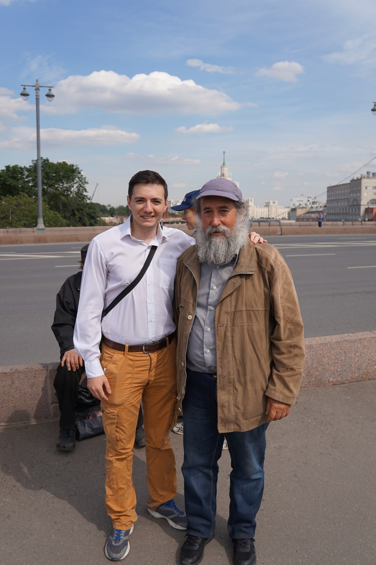 Не удержался и сфотографировался с одним из самых известных московских фриков - Моё, Оппозиция, Москва, Видео, Длиннопост