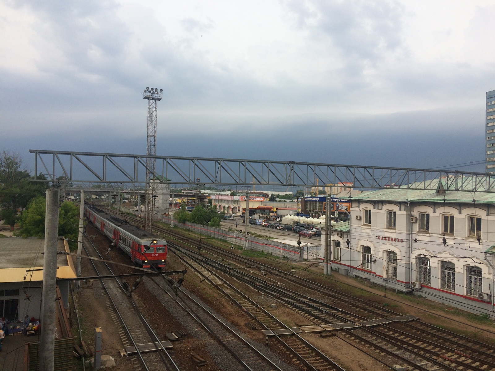 The storm is coming to Moscow. - My, Thunderstorm, Bad weather