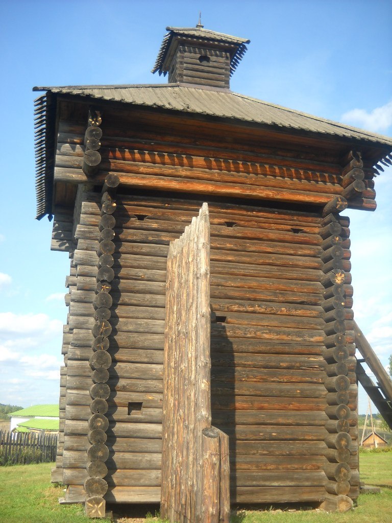 Bicycle trip Nizhny Tagil - Verkhoturye - My, Bike trip, Hike, Blue, Verkhoturye, A bike, Church, Longpost