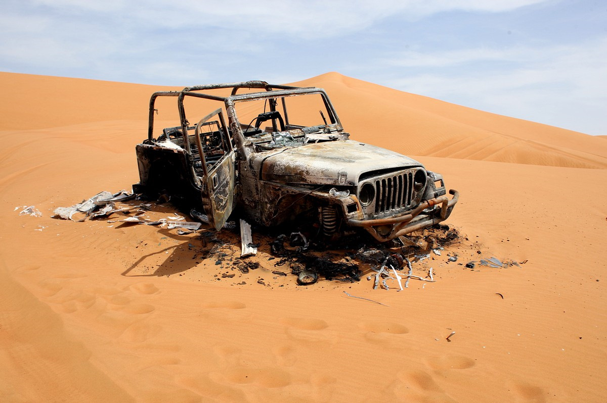 Finds in the Rub al-Khali Desert - Desert, , Abandoned, Retro car, Natural beauty, Landscape, Longpost