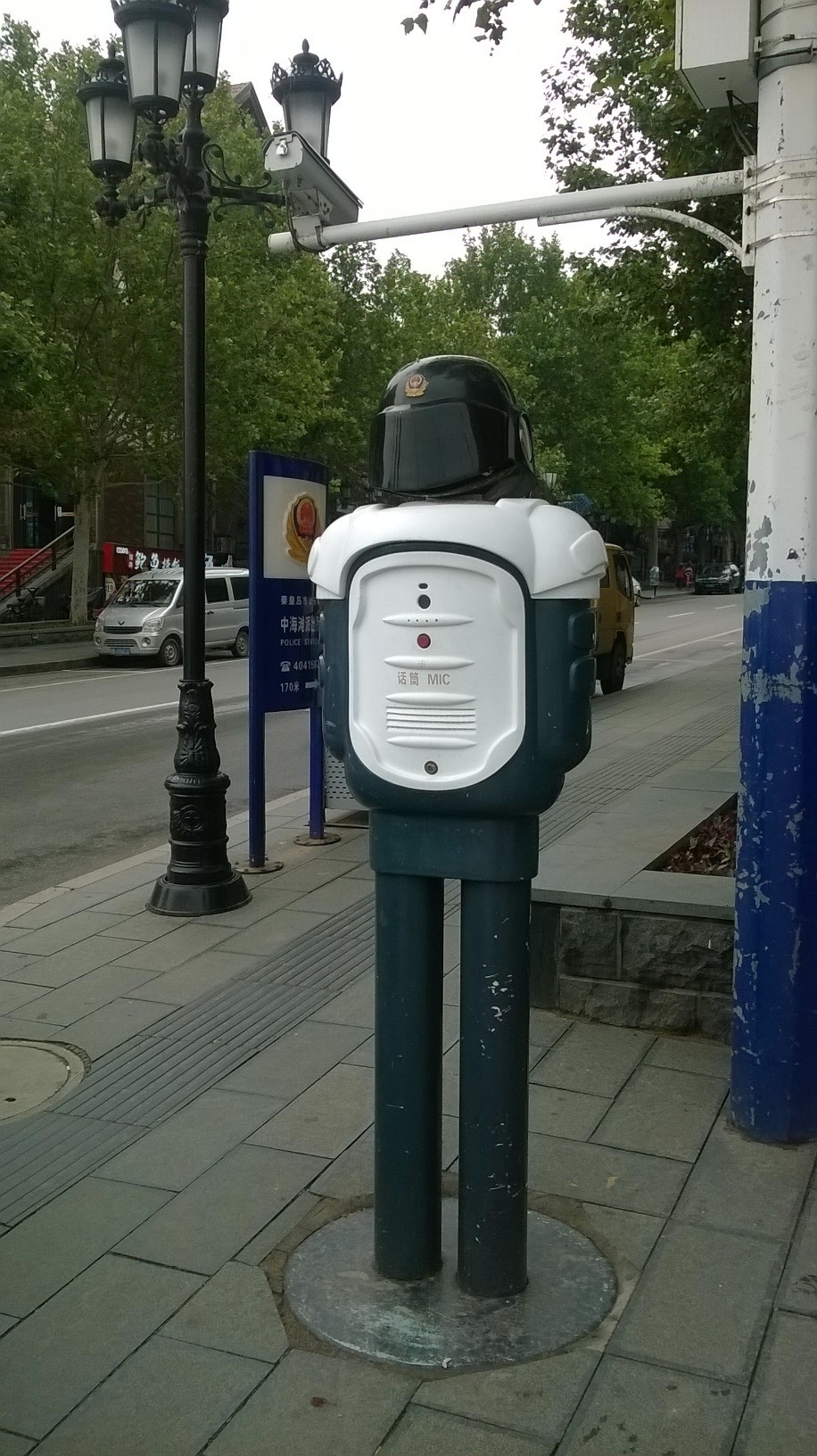 Chinese robot police - Police, China, , Robot, Safety, The street