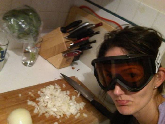 Creative kitchen - Kitchen, Onion, Tears, Humor