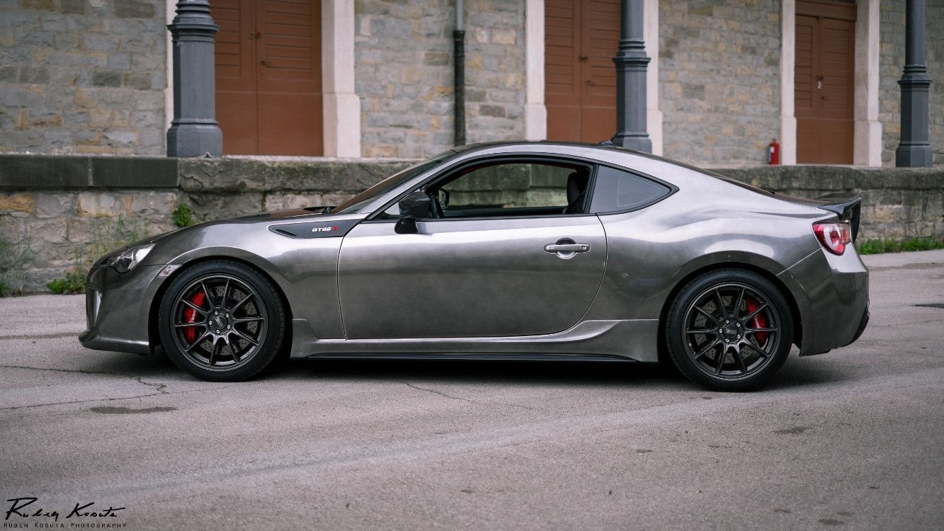 Toyota GT86 on OZ Racing rims design Hypergt HLT color star-graphite - Toyota GT86, , Discs, Longpost