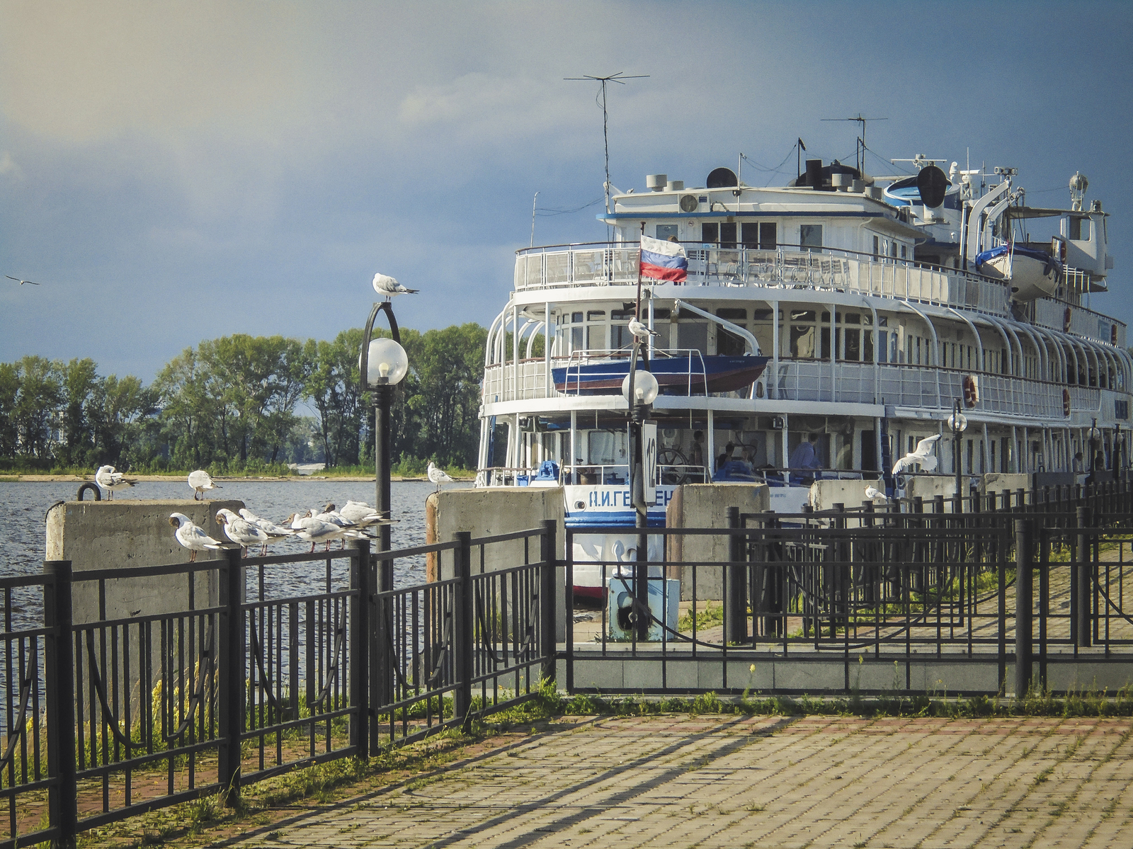 Volga... - My, Volga river, Ships, Tolyatti, , Longpost