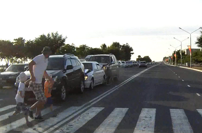 Родились в рубашке | Пикабу