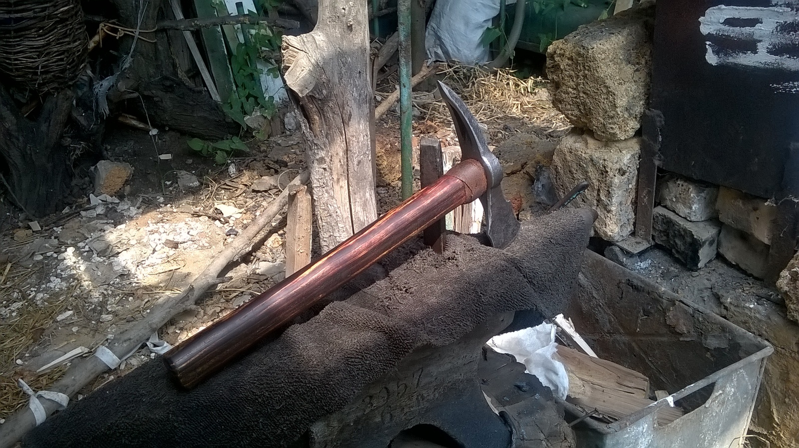 Reforged hammer, tamahawk. - My, Hammer, Axe, Tomahawk, Hardening, Tree, Stain, Drying oil, Longpost