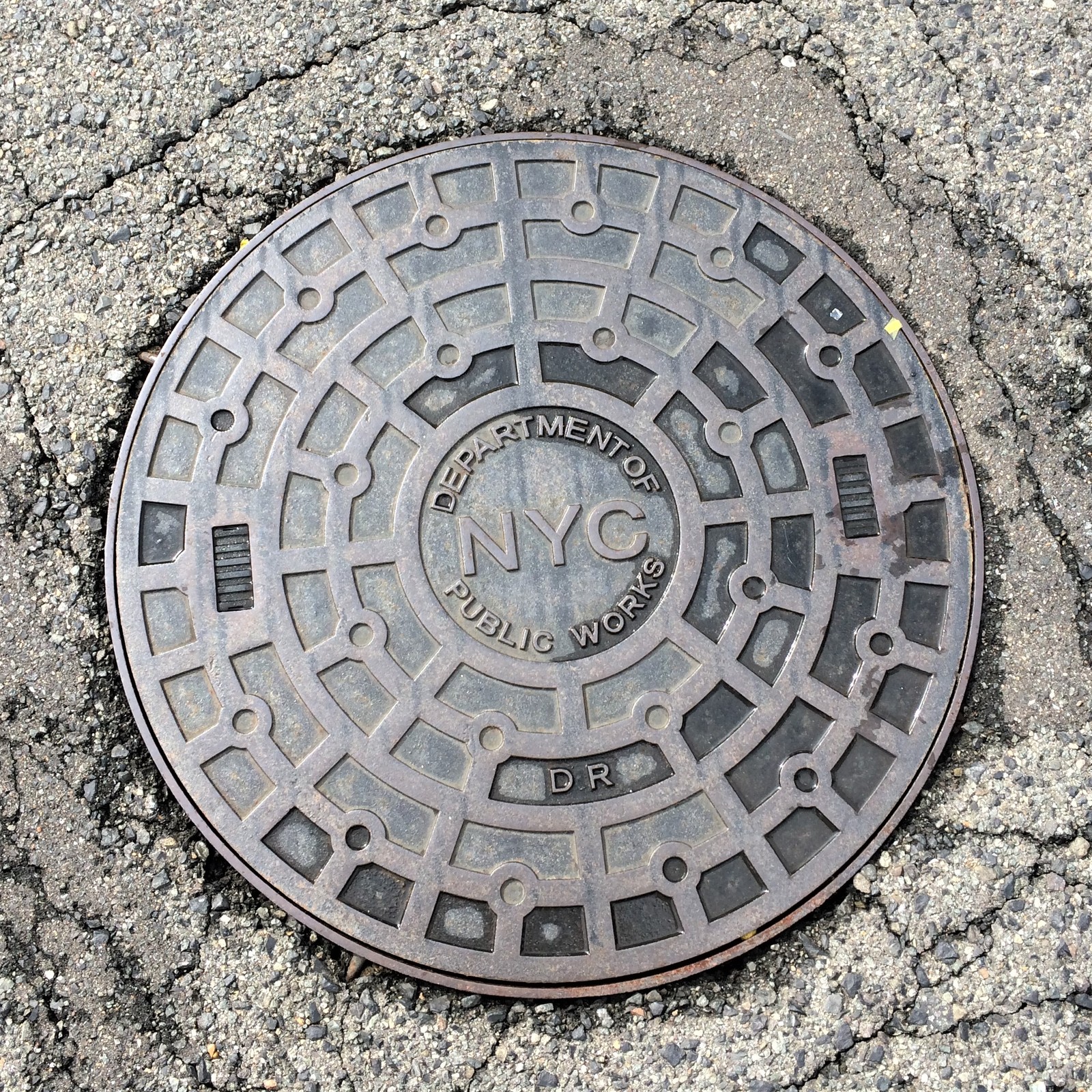 We look under our feet: sewer manholes of Japan - My, Japan, Under your feet, ordinary things, Luke, Travels, Osaka, Kyoto, Longpost