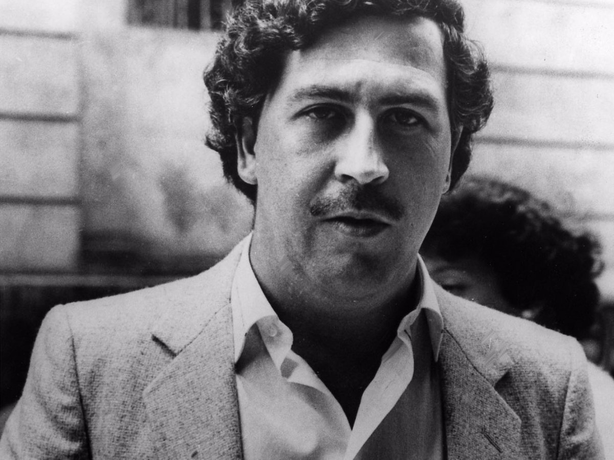 10 Crazy Facts About The Cocaine King's Even Crazier Money - Longpost, Pablo Escobar, Money, Cocaine, Drugs, Crime, Drug cartel