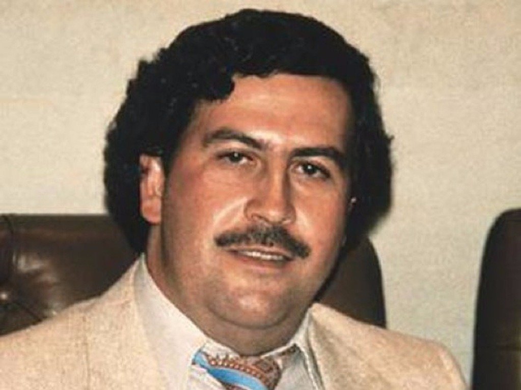 10 Crazy Facts About The Cocaine King's Even Crazier Money - Longpost, Pablo Escobar, Money, Cocaine, Drugs, Crime, Drug cartel