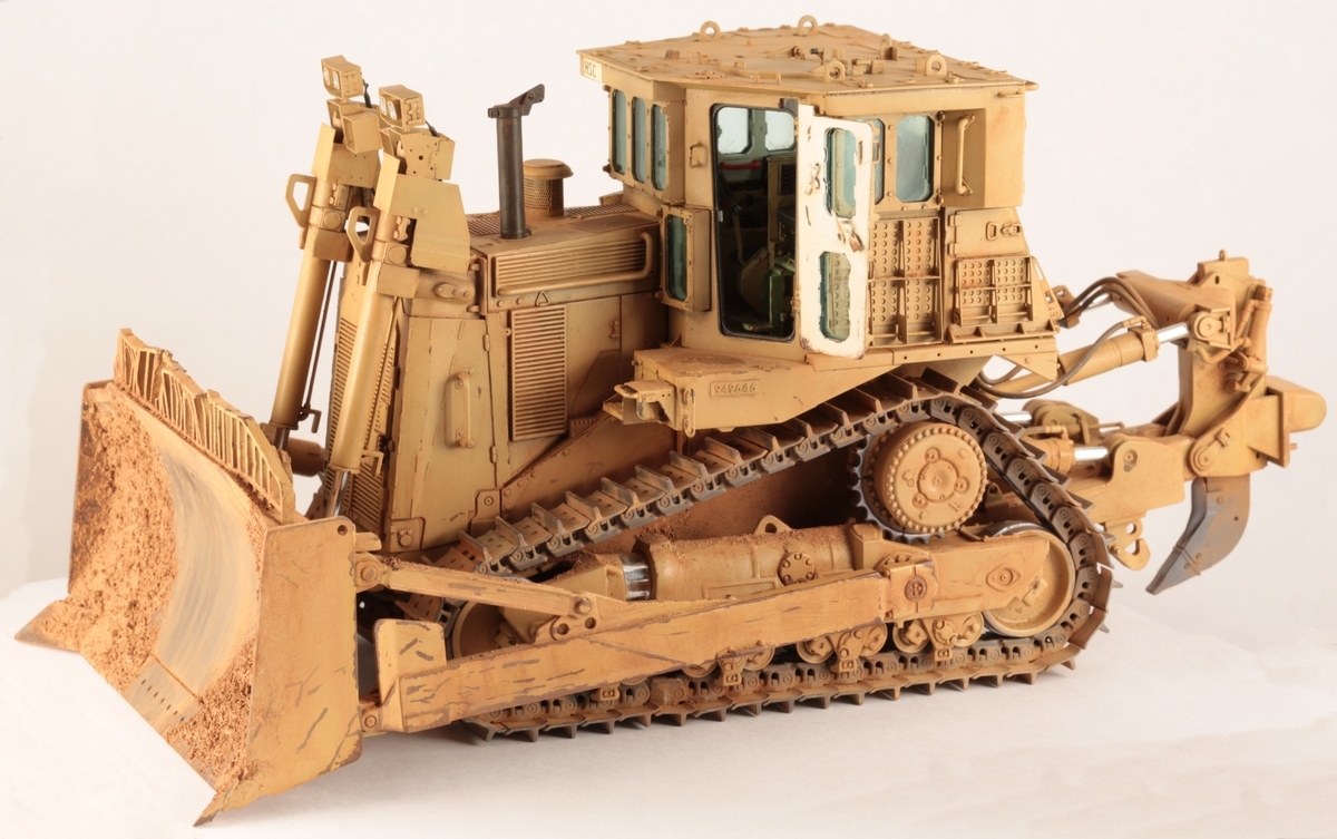 D9R Doobi Bulldozer 1/35 meng - My, Meng, Plastic, Bulldozer, Longpost, Prefabricated model, Scale model, Caterpillar, Modeling