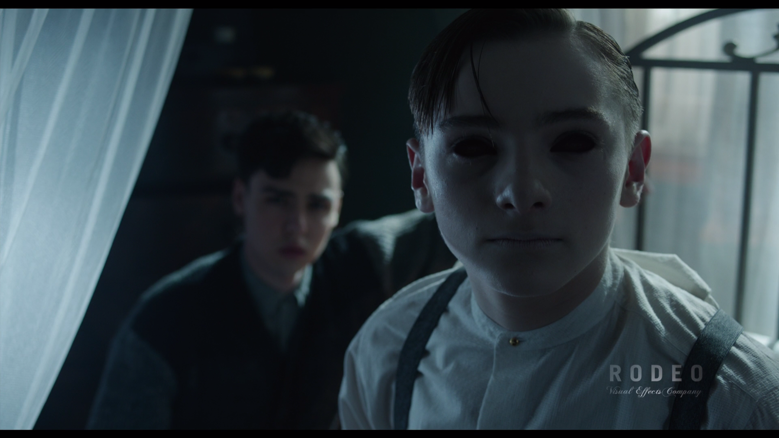 Special effects from Miss Peregrine's Home for Peculiar Children - Movies, House of Peculiar Children, Special effects, Ella Purnell, Asa Butterfield, Samuel L Jackson, Before and after VFX, GIF, Longpost