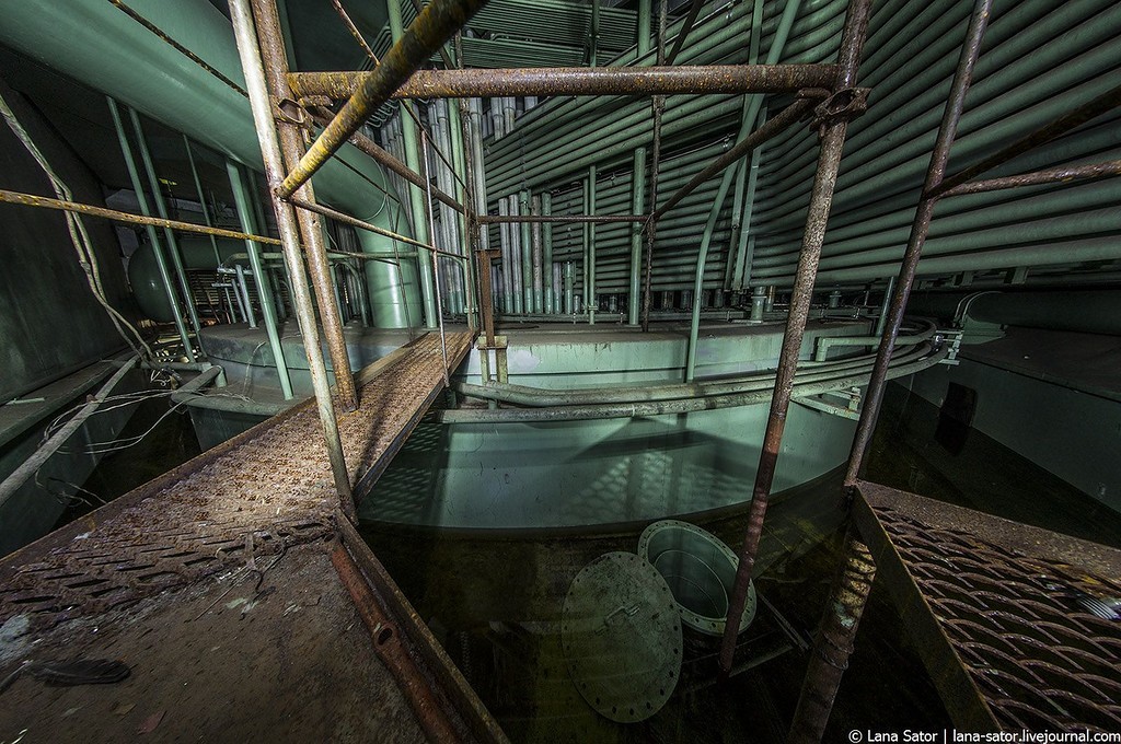 Abandoned building of a nuclear power plant. Chimney, turbine room and RBMK-1000 reactor. (Part 2) - Chernobyl, RBMK, Reactor, nuclear power station, Stalk, Nuclear Power Plant, Abandoned, Unfinished, Longpost