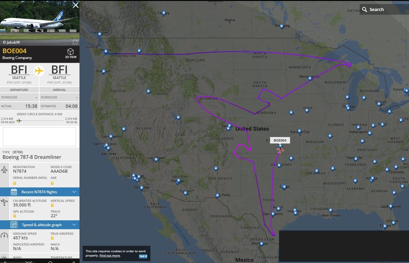 Boeing 787 рисует автопортрет в небе над США - Boeing 787 Dreamliner, Flightradar24