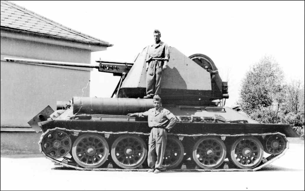 Czechoslovak ZSU based on the T-34-85 tank. - Czechoslovakia, Zsu, Prototype, 1953, Longpost