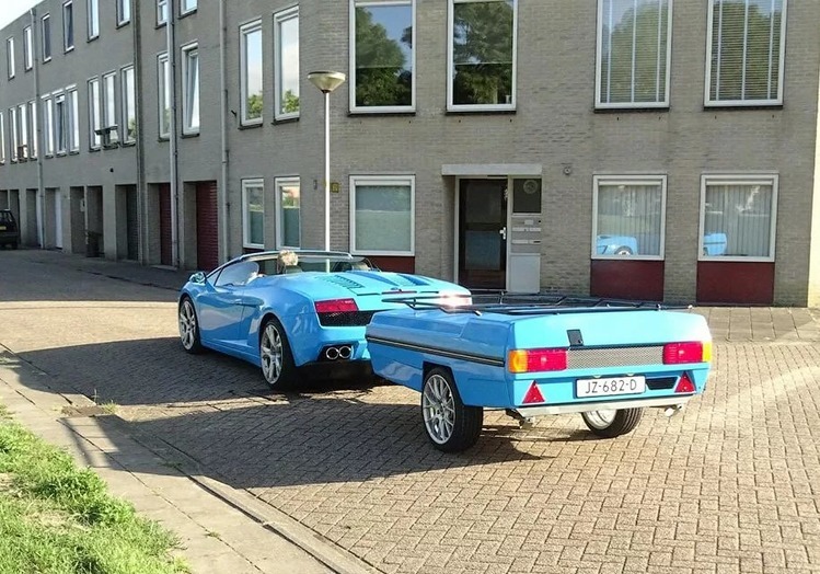 When you bought a sports car, but you were harnessed to help in the country - Lamborghini, Lamborghini Gallardo, Trailer