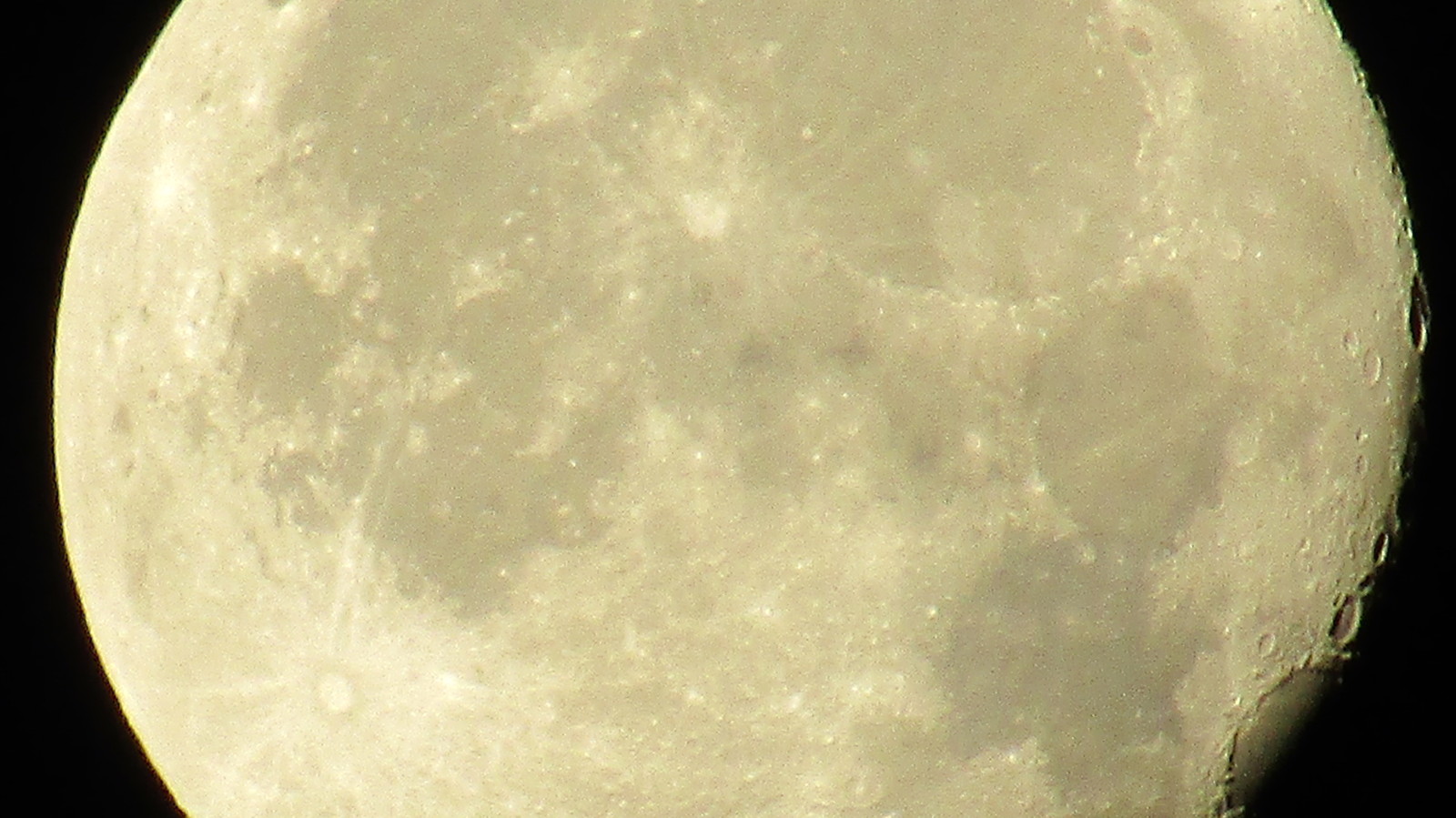 Photograph of the moon - My, Photographer, moon, Snapshot, The photo, Crater, Longpost