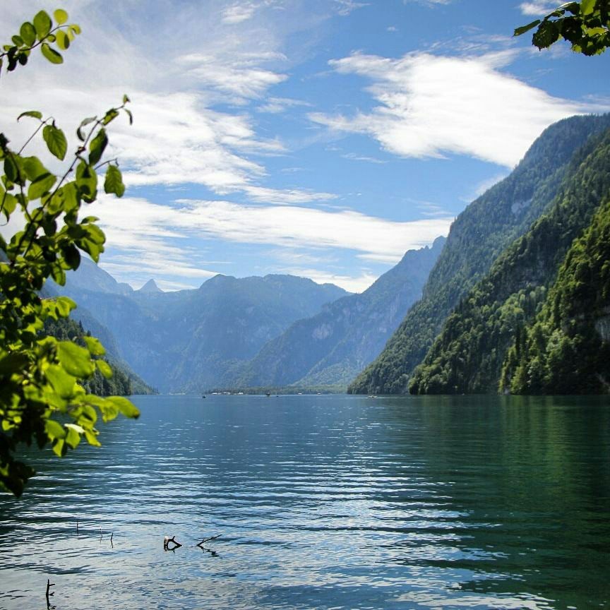 The beauty of Bavaria In the photo - Lake Koenigsee, near the city of Berchtesgarden, in southern Germany and some local beauties) - My, Germany, Bavaria, Alps, Lake, The mountains, Longpost