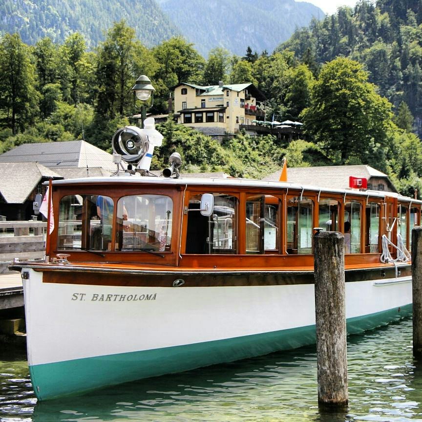 The beauty of Bavaria In the photo - Lake Koenigsee, near the city of Berchtesgarden, in southern Germany and some local beauties) - My, Germany, Bavaria, Alps, Lake, The mountains, Longpost